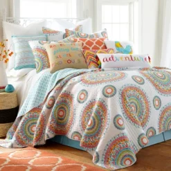 Mayla Medallion Quilt And Pillow Sham Set - Levtex Home -Decor Haven Shop GUEST 98698ca2 dd3c 4491 b3b4 3e434c88cbdf